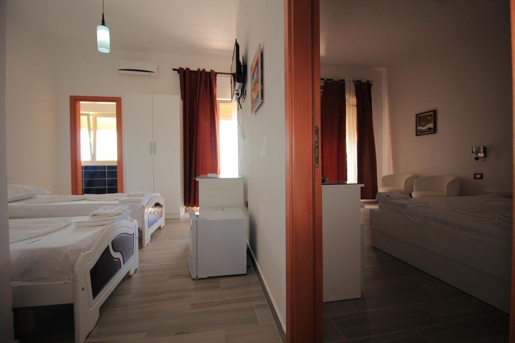 Hotel Keisa Dhërmi Kültér fotó